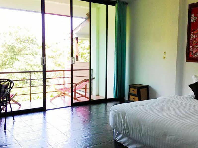 Lanta Friendly House Hotel เกาะลันตา ภายนอก รูปภาพ