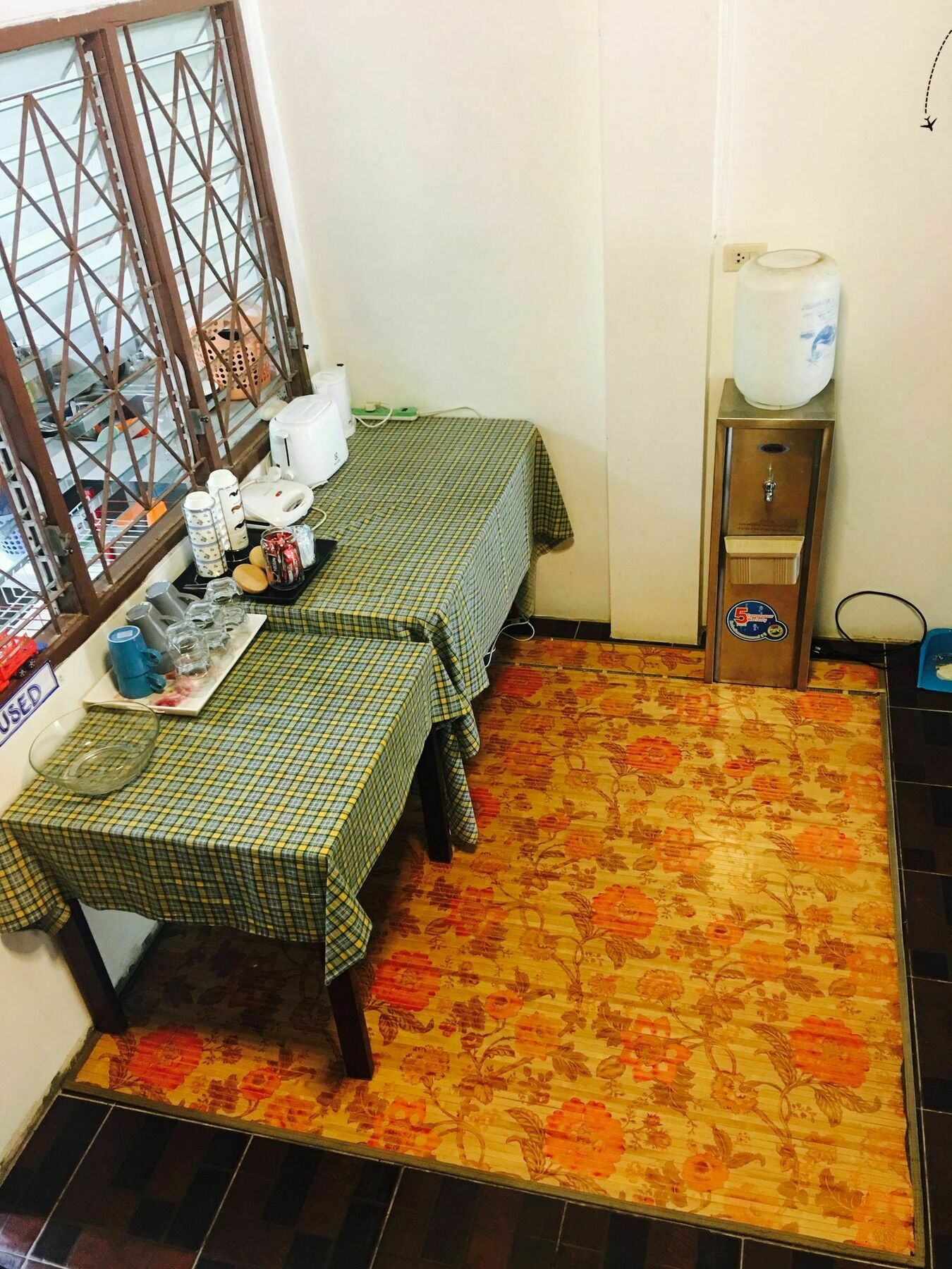 Lanta Friendly House Hotel เกาะลันตา ภายนอก รูปภาพ