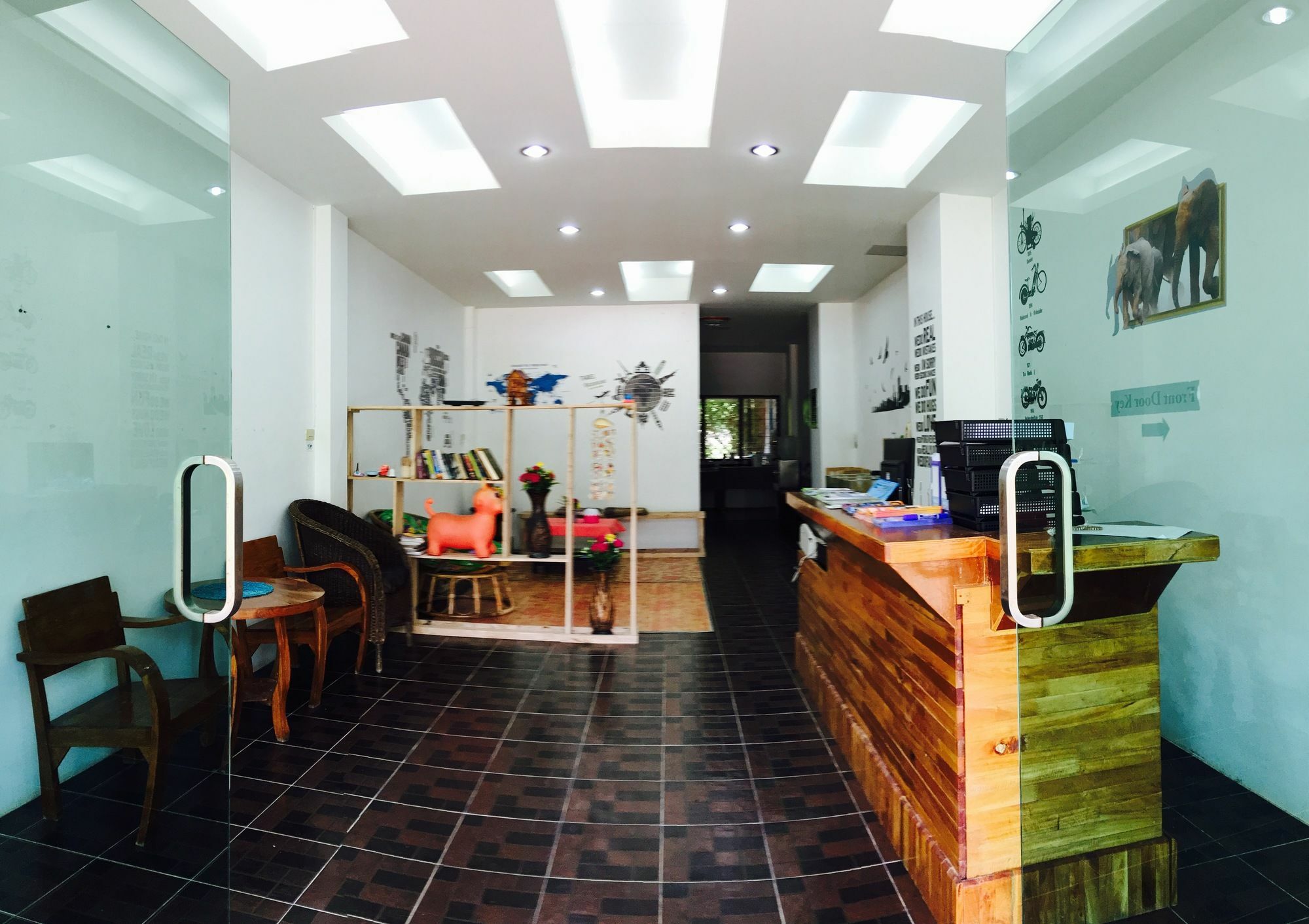 Lanta Friendly House Hotel เกาะลันตา ภายนอก รูปภาพ