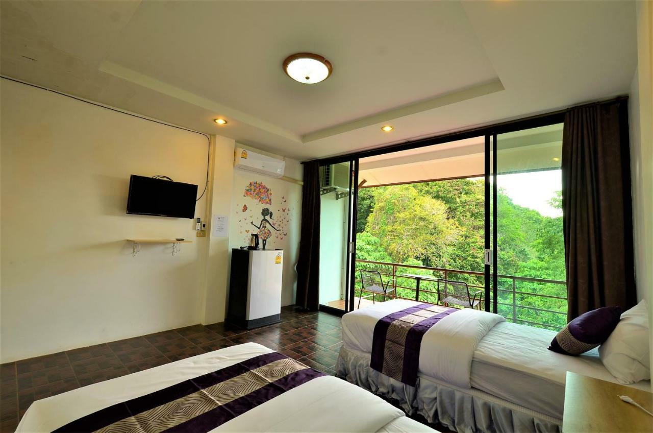 Lanta Friendly House Hotel เกาะลันตา ภายนอก รูปภาพ