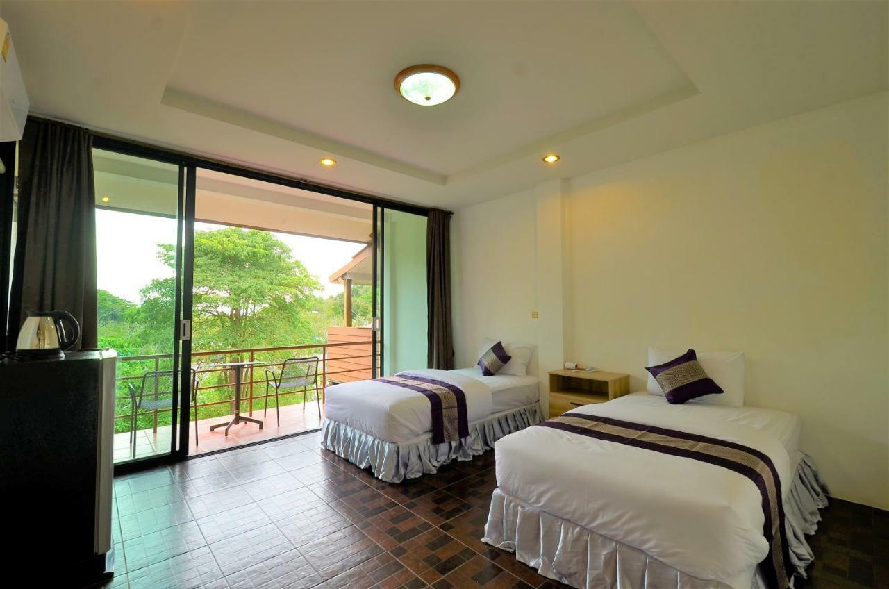 Lanta Friendly House Hotel เกาะลันตา ภายนอก รูปภาพ