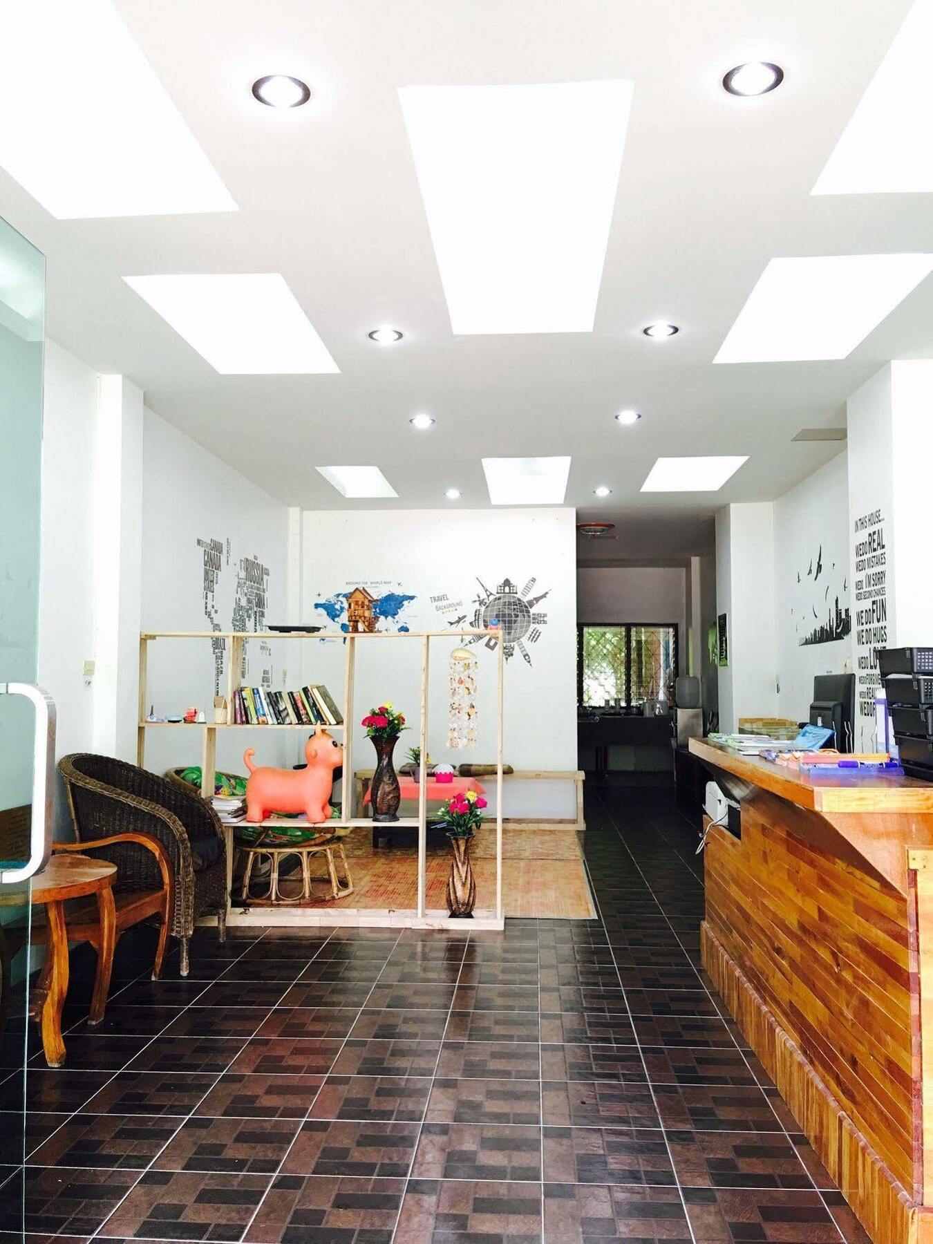 Lanta Friendly House Hotel เกาะลันตา ภายนอก รูปภาพ