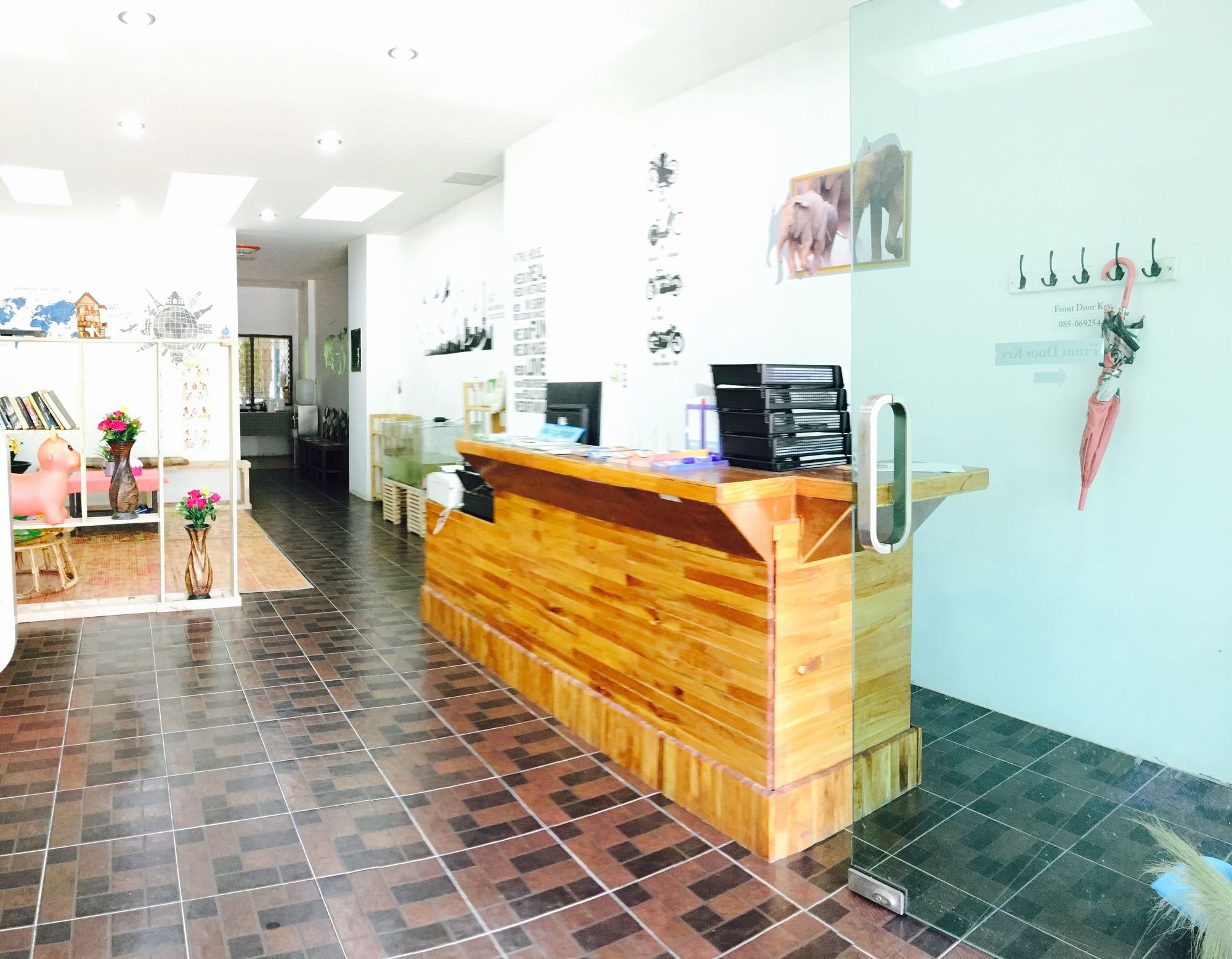 Lanta Friendly House Hotel เกาะลันตา ภายนอก รูปภาพ